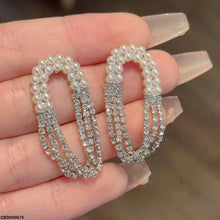 CEDH00675 LSH Pearl Chain Drop Earrings Pair - CEDH