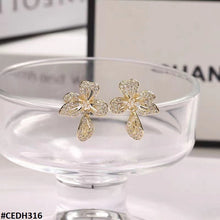 CEDH316 ZHL Flower Teardrop Earrings Pair - CEDH