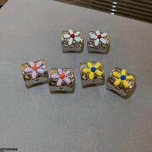CETH00986 YHC Painted Flower Tops Pair - CETH
