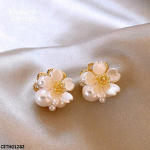 CETH01282 SYB Pearl Flower Tops Pair - CETH