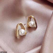 CETH121 SGC V Pearl Ear Tops Pair - CETH