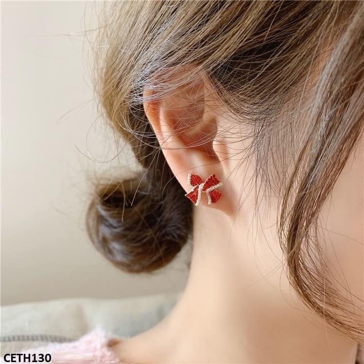 CETH130 YQG Tai Stud Ear Tops Pair - CETH