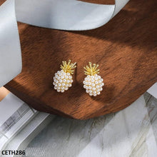 CETH286 YYZ Pearl Pineapple Stud Tops Pair - CETH