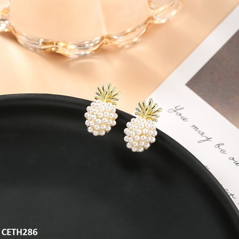 CETH286 YYZ Pearl Pineapple Stud Tops Pair - CETH