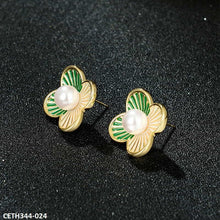 CETH344 SYB Painted Line Flower Stud Tops Pair - CETH