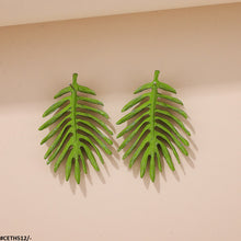 CETH512 QWN Painted Leaf Stud Tops Pair - CETH