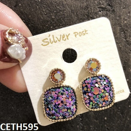 CETH595 YHC Crystals Square Ear Tops Pair - CETH