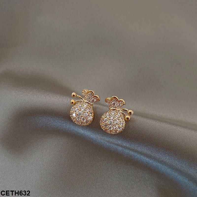 CETH632 SIQ Vase Ear Tops Pair - CETH