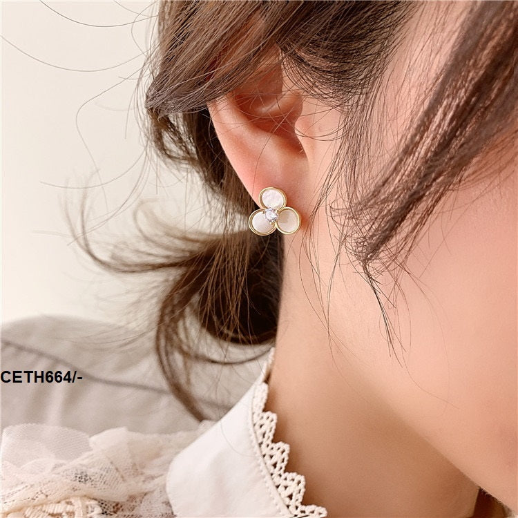 CETH664 ZCD Flower Ear Tops Pair - CETH
