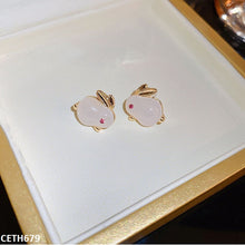 CETH679 YQG Rabbit Stud Tops Pair - CETH