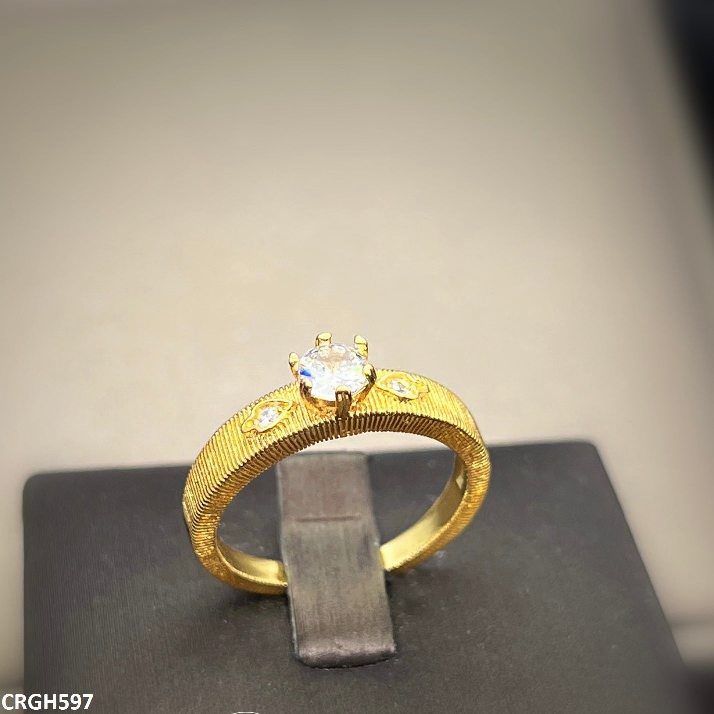 CRGH597 GWH Golden Ring Adjustable - TRGH