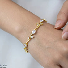 TBCH00550 MMJ Tulip Leaf Bracelet - TBCH