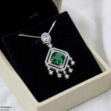 TPSH00814 MMJ Square Star Pendant - TPSH