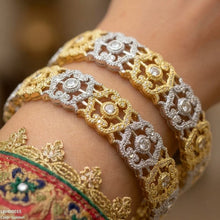 LBH00015 ANI Imp Round Stone Bangle Set - LBH