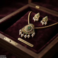 LNSH00223 ANI Oval/Tear Pearl Drop South Indian Necklace Set - LNSH