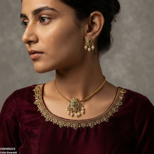 LNSH00223 ANI Oval/Tear Pearl Drop South Indian Necklace Set - LNSH