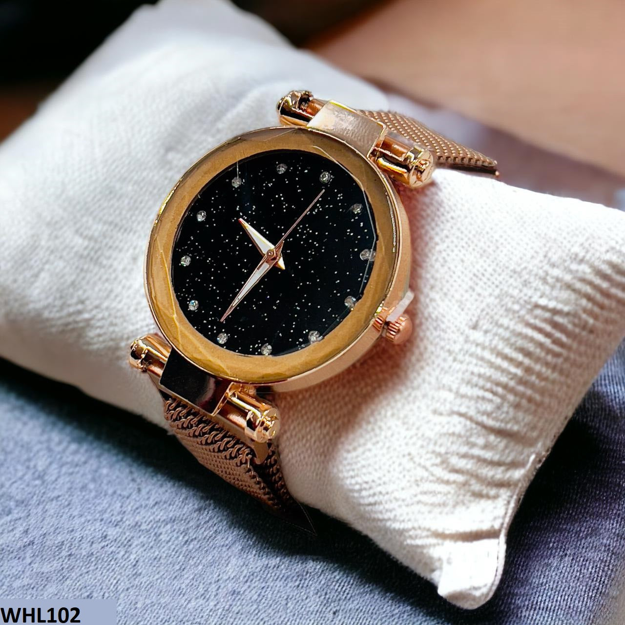 WHL102 YHH Black Shine Magnetic Watch - WHL