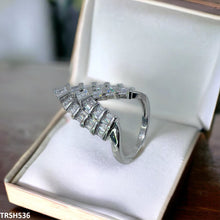 TRSH536 CLJ V Layered Ring - TRSH