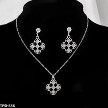 TPSH556 GCQ Chess Board Pendent Set - TPSH