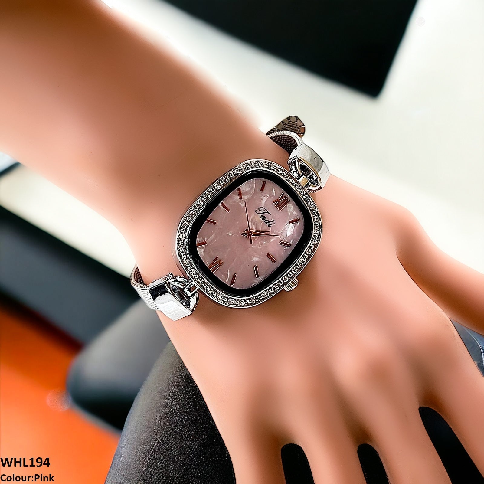 WHL194 LST Oval Dial Metal Strap Watch - WHL
