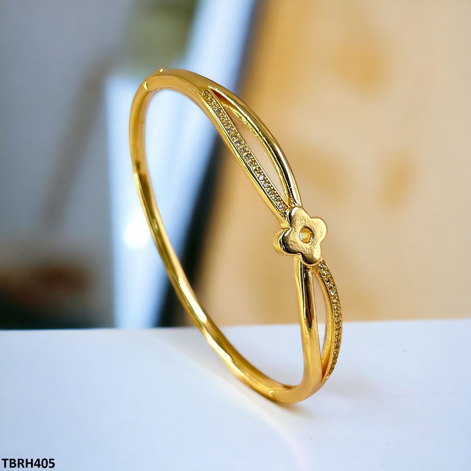 TBRH405 GXN Flower Bracelet Openable - TBRH