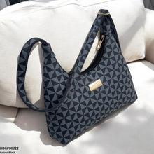 HBGP00022 Patterned Armpit Ladies Hand Bag