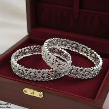 LBH00015 ANI Imp Round Stone Bangle Set - LBH
