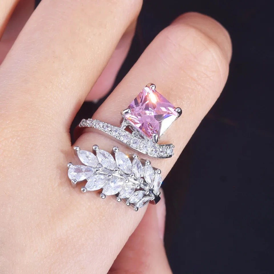 TRSH203 GWH Square Leaf's Adjustable Ring - TRSH