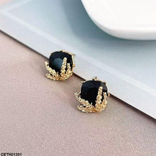 CETH01301 YHC Square Stone Tops Pair - CETH