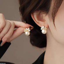 CETH01319 YHC Pearl Flower Tops Pair - CETH