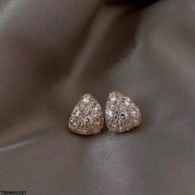 TEHH00521  YHC Triangle Hoops Pair - TEHH