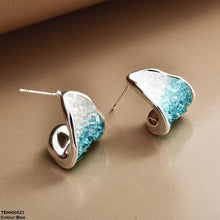 TEHH00523 YHC Triangle Zircon Stone Hoops Pair - TEHH
