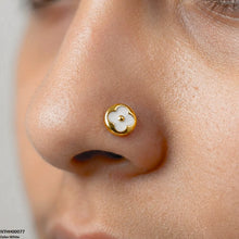 NTHH00077 XAS Round Clover Flower Stainless Steel Nose Pin - NTHH