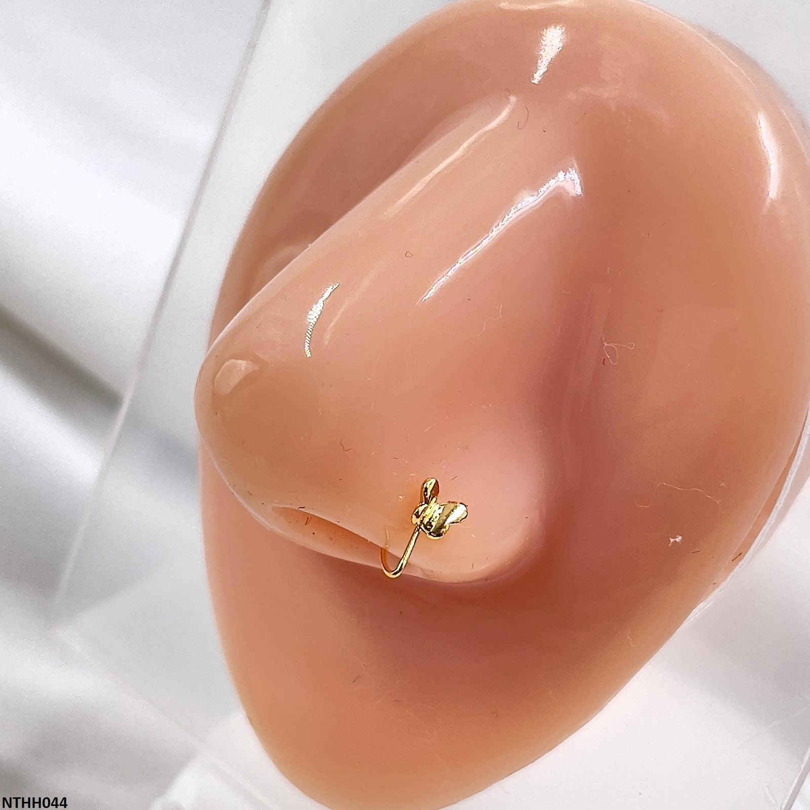 NTHH044 XYL Butterfly Nose Pin - NTHH