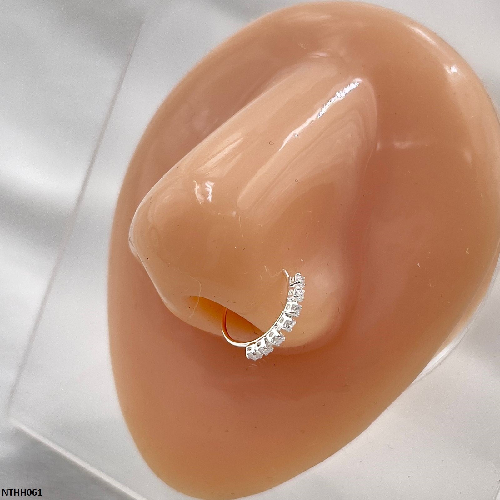 NTHH061 XYL  Nose Pin - NTHH