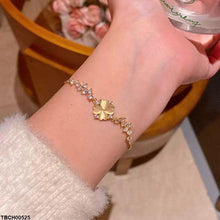 TBCH00525 HJF Heart Flower Bracelet Adjustable - TBCH