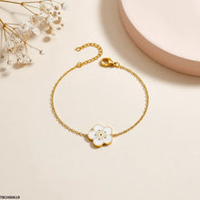 TBCH00619 MSJ Stainless Steel Flower Bracelet - TBCH
