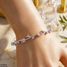 TBCH00633 DNG High ZIRCON Tulip Leaf Bracelet - TBCH