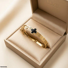 TBRH00486 MSJ Stainless Steel Flower Stone Braclet - TBRH