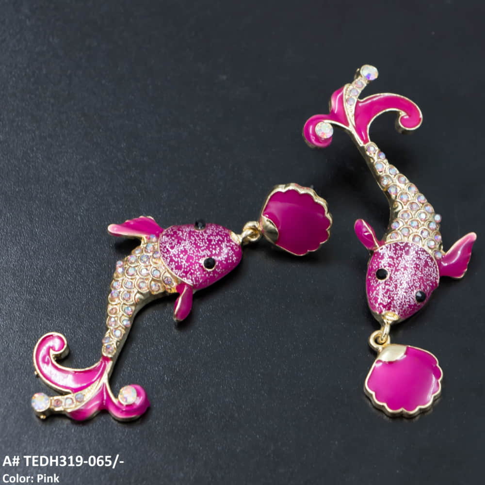 TEDH319 KSU Painted Shine Fish Drop Earrings Pair - CEDH