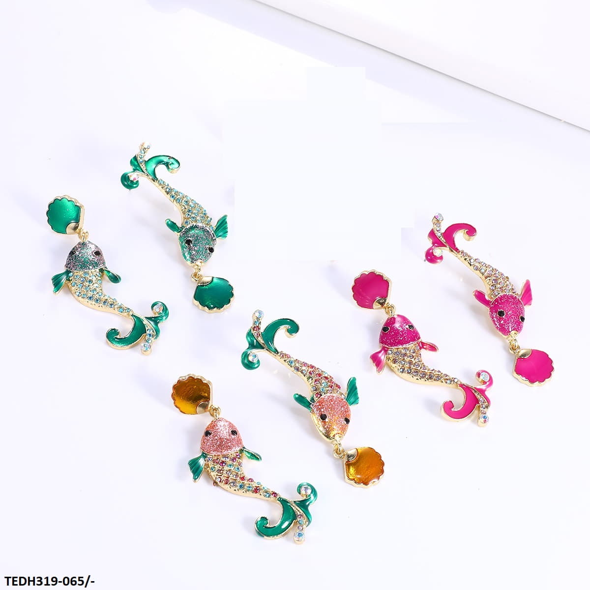 TEDH319 KSU Painted Shine Fish Drop Earrings Pair - CEDH