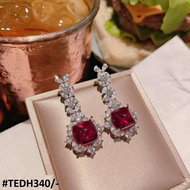 TEDH340 KRL Tear Square Drop Earrings Pair - TEDH
