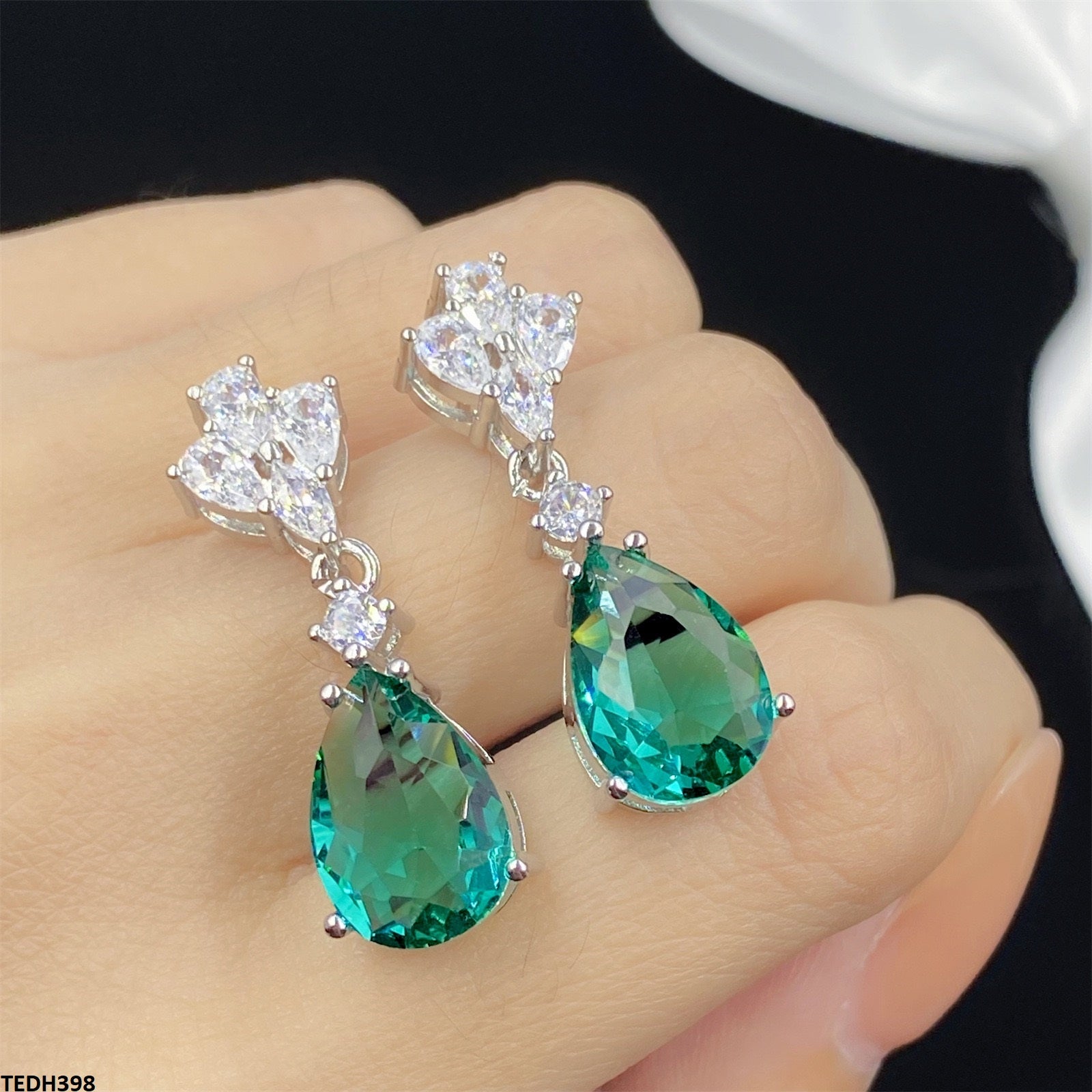 TEDH398 KRL Imp Tear Drop Earrings - TEDH