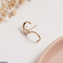 TEFH00140 QWN S-Shape Single Ear Cuff - TEFH