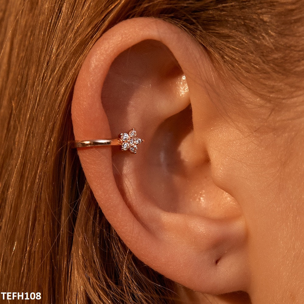 TEFH108 QWN Star Ear Cuff Single - TEFH