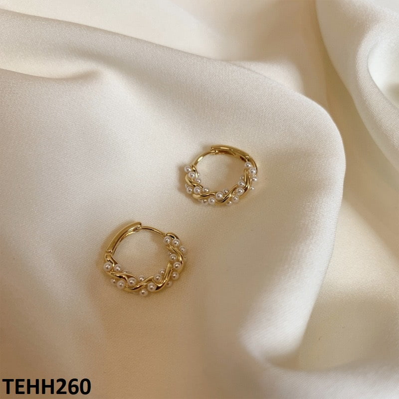 TEHH260 YHC Curved Pearl Ear Hoops Pair - CEHH