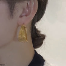 TEHH306 YQG Wire Layered Hoops Pair - CEHH
