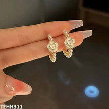 TEHH311 YHC Flower Pearl Hoops Pair - CEHH