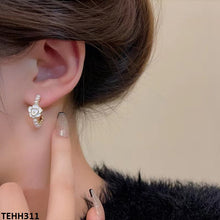 TEHH311 YHC Flower Pearl Hoops Pair - CEHH
