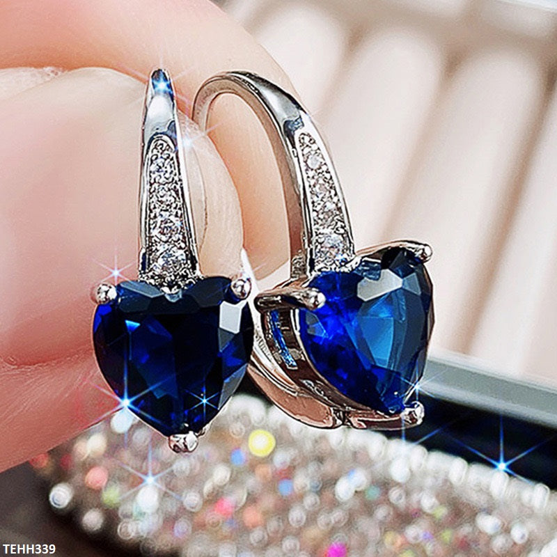 TEHH339 CSH Heart Ear Hoops Pair -CEHH
